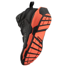 Load image into Gallery viewer, DRYMASTER ARROW SHOES BLACK/ORANGE RSS013
